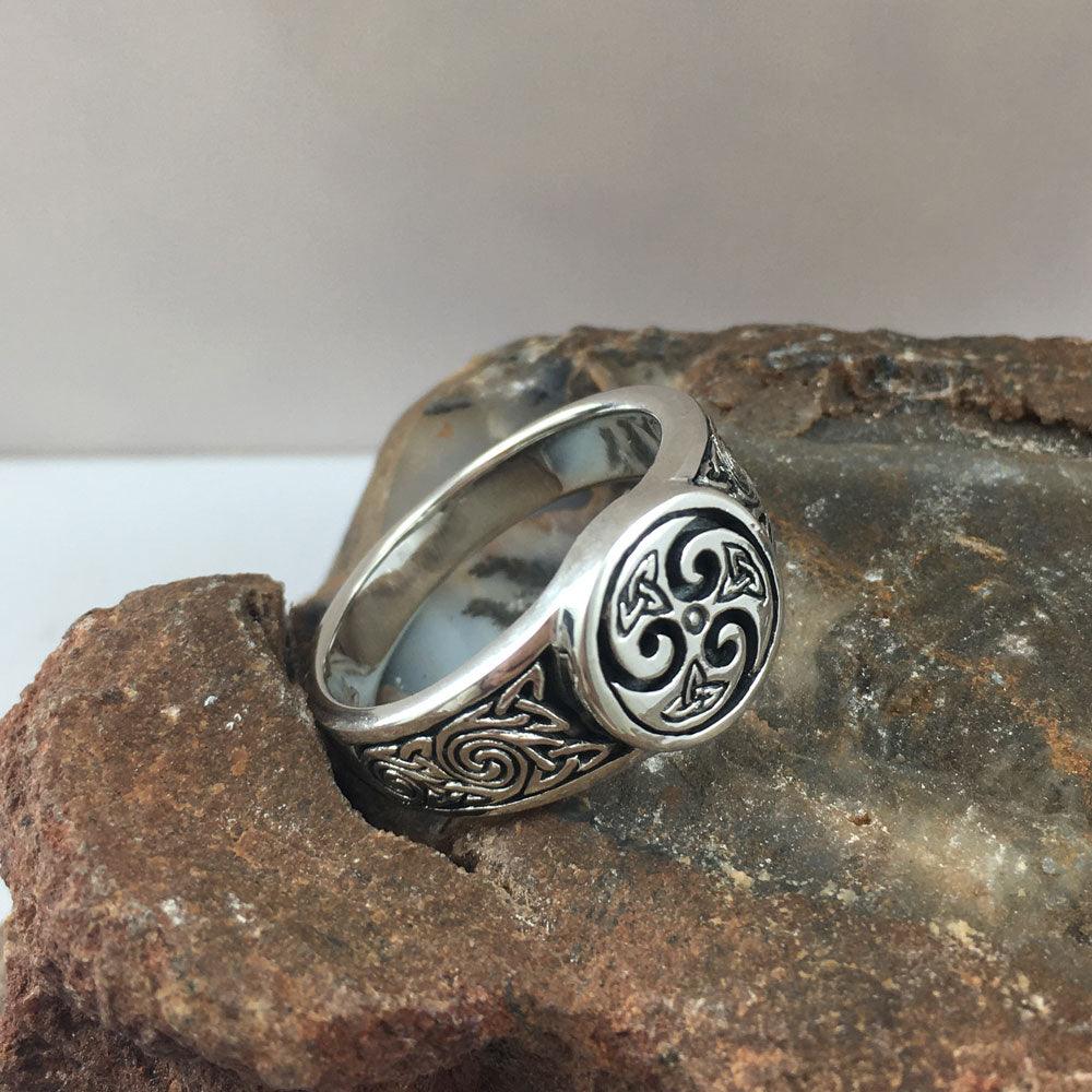 Celtic Knotwork Ring TR925