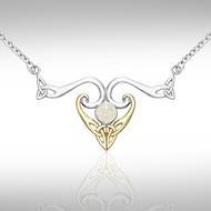 Modern Celtic Triskele Necklace MNC162