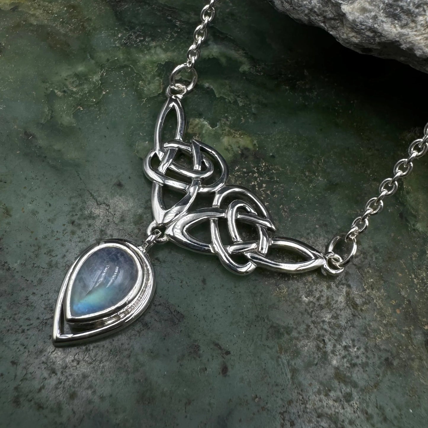 Celtic Knotwork Silver Necklace TN132