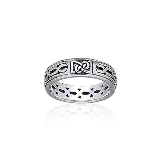 Celtic Knotwork Sterling Silver Band TR1902