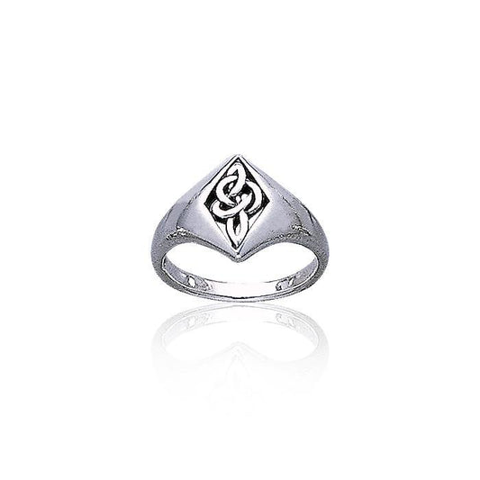 Celtic Knotwork Diamond Sterling Silver Ring TR3408