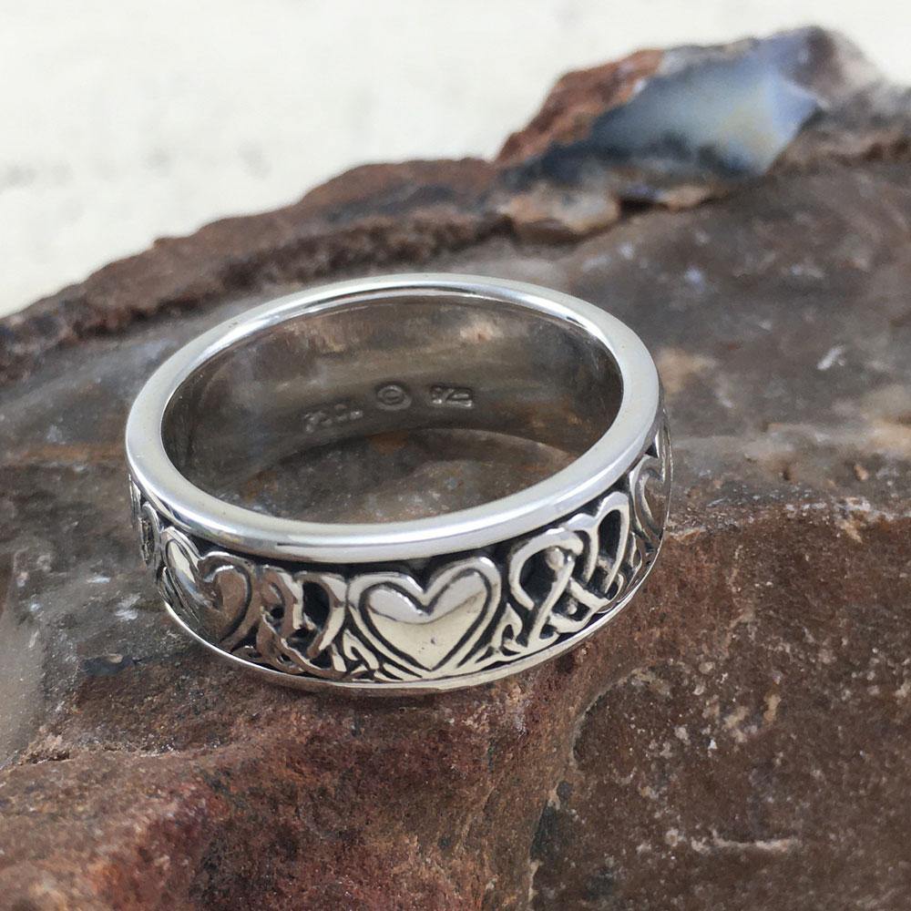 Celtic Knotwork Silver Heart Spinner Ring TR3644