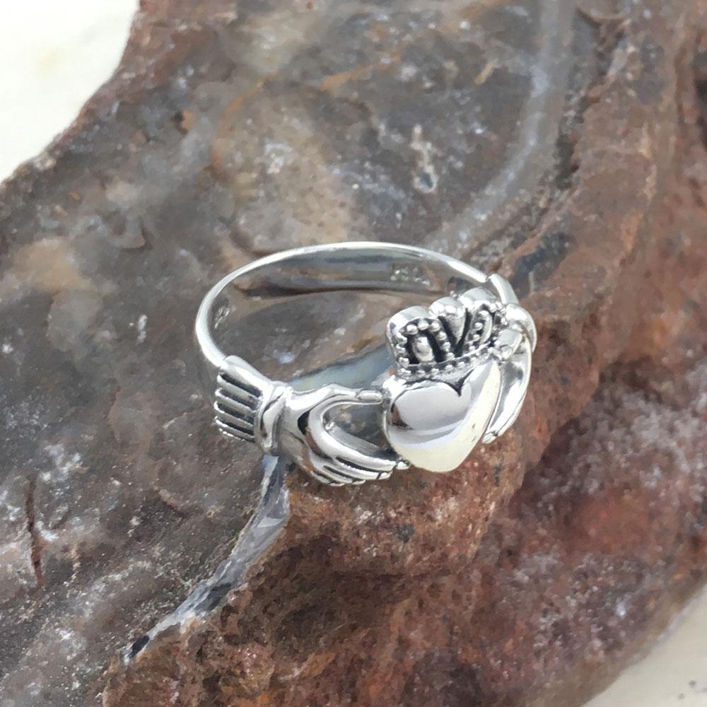 Celtic Claddagh Ring TRI1118