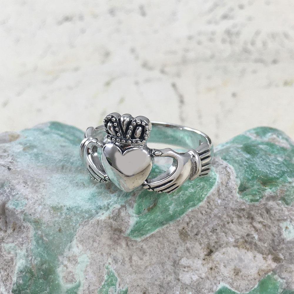 Celtic Claddagh Ring TRI1118