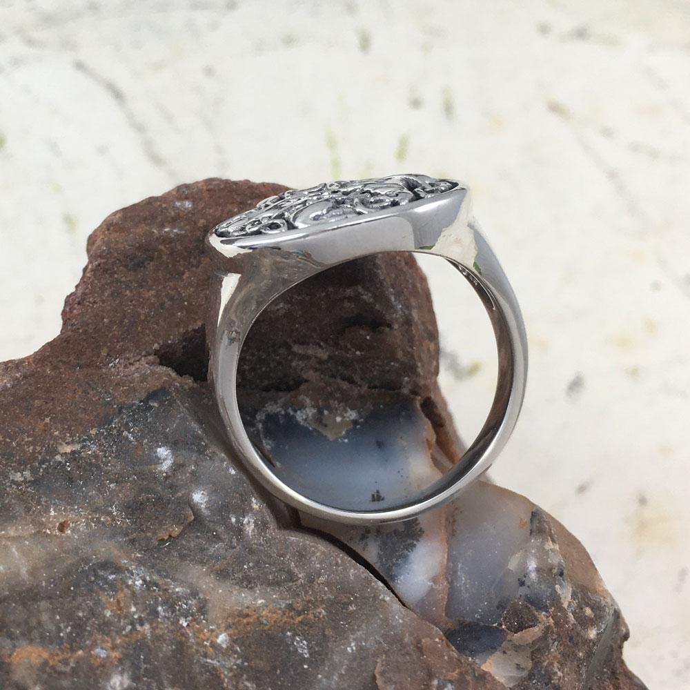 Celtic Knot Horse Ring TRI901